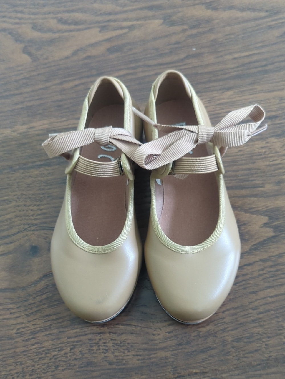 Bloch Girls Tap Dance Shoes Tan Size 9